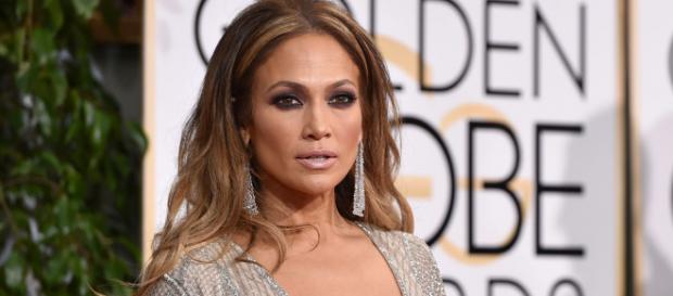Jennifer Lopez continua sendo uma das mais belas de Hollywood Jennifer Lopez continua sendo uma das mais belas de Hollywood