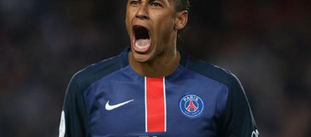 Neymar sigue con paso firme en el PSG Neymar sigue con paso firme en el PSG