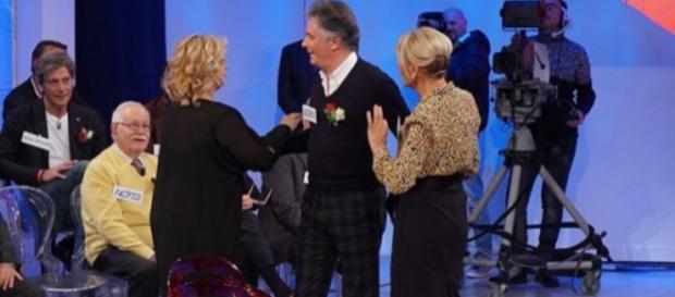 U&D: Gemma e Giorgio ballano insieme, la reazione di Tina stupisce U&D: Gemma e Giorgio ballano insieme, la reazione di Tina stupisce