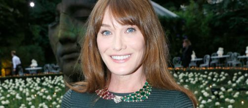 Carla Bruni shares rare photo of her and Nicolas Sarkozy's daughter - hola.com