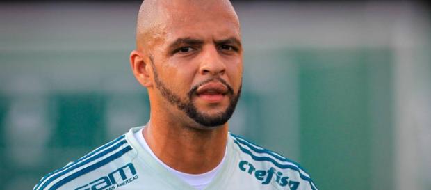 O volante é muito querido pela torcida O volante é muito querido pela torcida