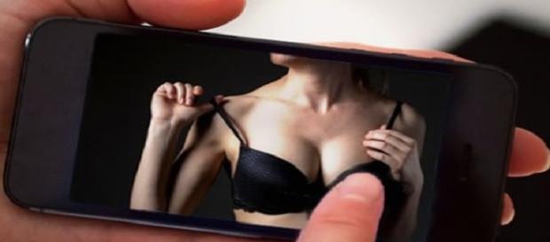 Pesquisa mostra perigo de conteúdo adulto no celular Pesquisa mostra perigo de conteúdo adulto no celular