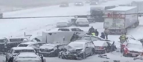 'Dancing with the Stars' tour buses involved in deadly pileup on icy road [Image: Alban Famous News/YouTube screenshot]