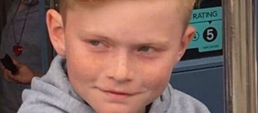 Dylan Day un bambino inglese è morto a 12 anni per le complicazioni dell'influenza.