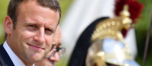 Les enjeux de la visite d'Emmanuel Macron en Corse. - challenges.fr