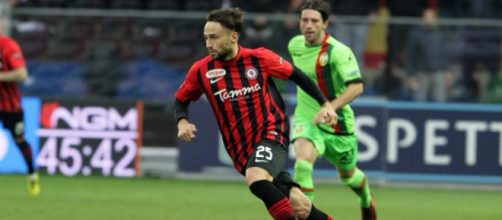 Nella foto, della Lega B, Gerbo in azione con la maglia del Foggia contro la Ternana