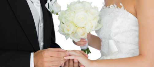 Regno Unito: arriva tardi in chiesa, il matrimonio salta