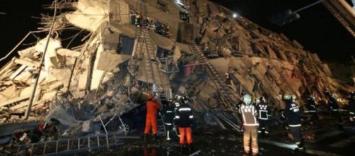 Terremoto en Taiwán: personas atrapadas bajo los edificios