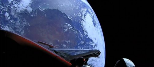Une voiture Tesla filmée dans l'espace, le gros coup d'Elon Musk ... - leparisien.fr
