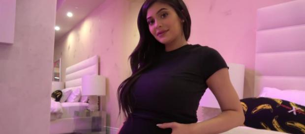Kylie Jenner maman : La star de 20 ans a accouché d'une petite fille Kylie Jenner maman : La star de 20 ans a accouché d'une petite fille