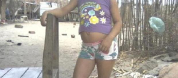 Menina engravida do próprio irmão Menina engravida do próprio irmão
