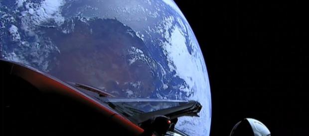 Une voiture Tesla filmée dans l'espace, le gros coup d'Elon Musk ... - leparisien.fr Une voiture Tesla filmée dans l'espace, le gros coup d'Elon Musk ... - leparisien.fr