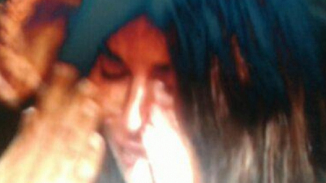 Bianca Atzei in lacrime durante la diretta dell'Isola dei Famosi