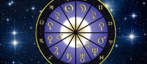 Cosa dicono le stelle: l'oroscopo dell'8 febbraio per tutti i segni