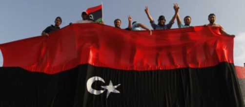 Ribelli libici durante una protesta