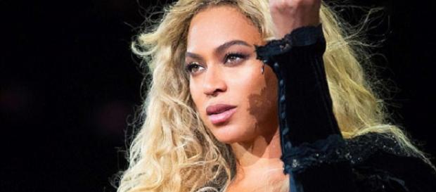 Beyoncé é uma das cantoras de mais sucesso mundial Beyoncé é uma das cantoras de mais sucesso mundial