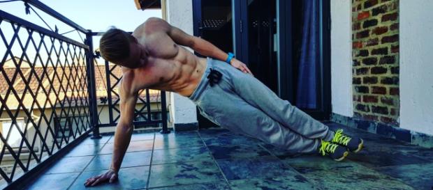 Callisthenics: a new training method Callisthenics: a new training method