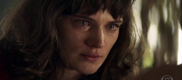 Clara ameaça parar com vingança. (Divulgação/TV Globo) Clara ameaça parar com vingança. (Divulgação/TV Globo)