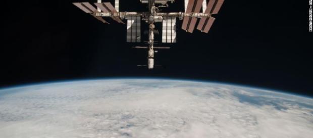 La Estación Espacial Internacional ha hospedado astronautas desde 2000 La Estación Espacial Internacional ha hospedado astronautas desde 2000