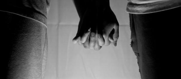 ¿Quién dijo que la búsqueda del amor es una carrera contra el tiempo? ¿Quién dijo que la búsqueda del amor es una carrera contra el tiempo?