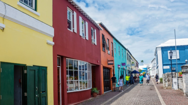 Bermuda abroga la legislazione sul matrimonio tra persone dello stesso sesso