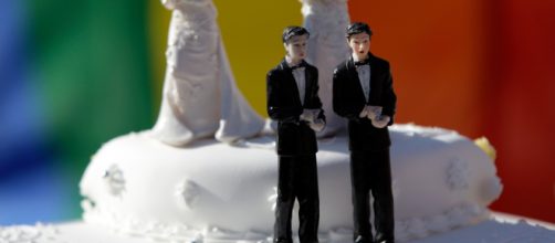 California, pasticciere non vende torna nuziale a coppia omosessuale