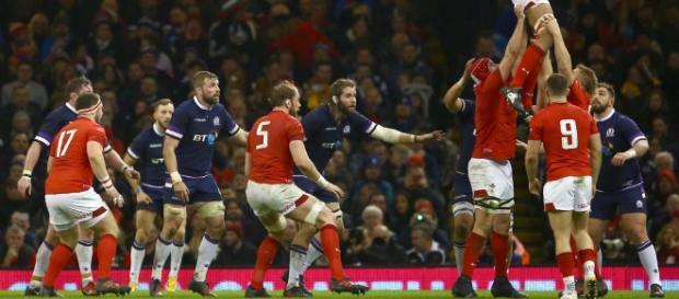 Dice el jefe de Inglaterra Eddie Jones. El inexperto jugador de Scarlets Dice el jefe de Inglaterra Eddie Jones. El inexperto jugador de Scarlets