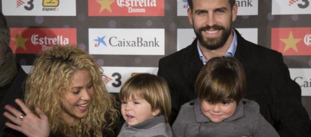Gerard Piqué Bernabéu, futbolista español Gerard Piqué Bernabéu, futbolista español