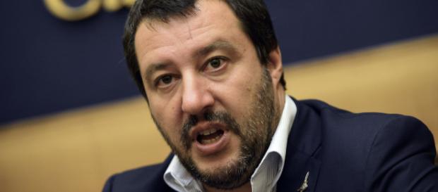 Matteo Salvini attacca la religione islamica Matteo Salvini attacca la religione islamica
