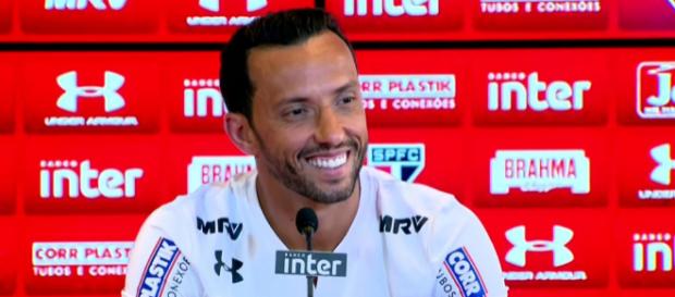Nenê tenta recuperar a mística da camisa 7 do Tricolor Nenê tenta recuperar a mística da camisa 7 do Tricolor
