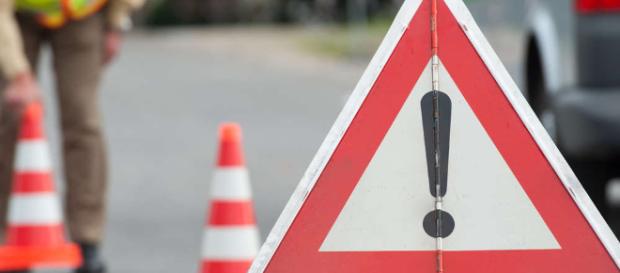 Unfall mit Lastwagen und Bus auf der A3 Unfall mit Lastwagen und Bus auf der A3