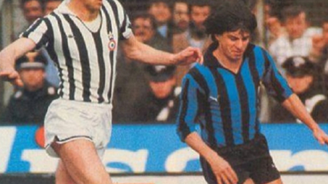 Carletto Muraro in azione con la maglia dell'Inter, stagione 1979/80