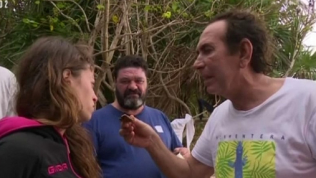 Isola dei famosi: l'imbarazzante gaffe di Giucas Casella