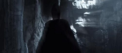 Bruce Wayne sees The Dark Knight as he hallucinates. - [Gotham / YouTube screencap]