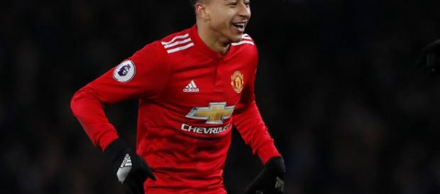 Jesse Lingard anotó nueve goles en 13 juegos durante un estallido reciente de forma impresionante, comenzando con este en Watford. Jesse Lingard anotó nueve goles en 13 juegos durante un estallido reciente de forma impresionante, comenzando con este en Watford.