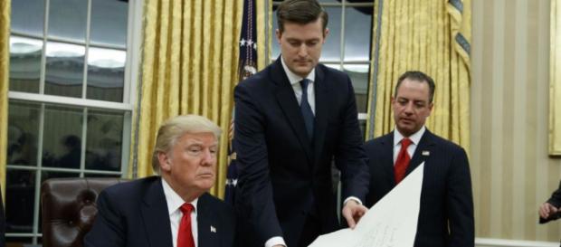 LA SEXTA TV | Dimite el secretario personal de la Casa Blanca tras ... - lasexta.com LA SEXTA TV | Dimite el secretario personal de la Casa Blanca tras ... - lasexta.com