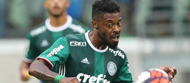 Michel Bastos é um dos grandes jogadores do Verdão Michel Bastos é um dos grandes jogadores do Verdão