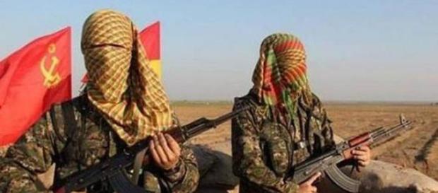 Soldados sirios caen ante las fuerzas Soldados sirios caen ante las fuerzas