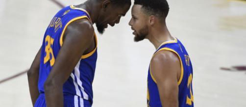 Stephen Curry 'had a conversation' with Kevin Durant after his ... - usatoday.com
