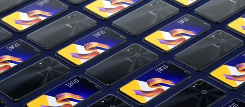Is the Asus ZenFone 5z a cheap clone of iPhoneX? [image source: Asus/YouTube]