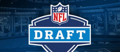 NFL Draft 2017: Favorite Picks from the First Round - Writer M.D. - (Image via mikelavere/Youtube)