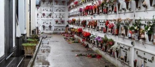 Nuovo furto al cimitero di Saviano: vandalizzate le tombe