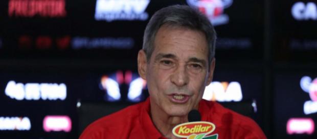 Carpegiani projeta duelo contra o Emelec Carpegiani projeta duelo contra o Emelec