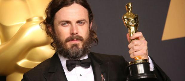 Casey Affleck vincitore dell'oscar come Migliore Attore nel 2017 Casey Affleck vincitore dell'oscar come Migliore Attore nel 2017