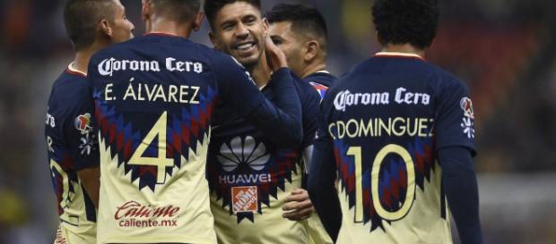 Edson Álvarez no estaría disponible para el duelo contra Chivas. Edson Álvarez no estaría disponible para el duelo contra Chivas.