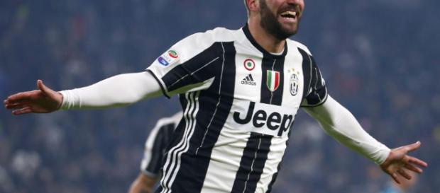 Gonzalo Higuain: Napoli o Juventus? Gonzalo Higuain: Napoli o Juventus?