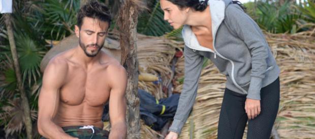 Isola dei Famosi, due vip hanno fatto l'amore Isola dei Famosi, due vip hanno fatto l'amore
