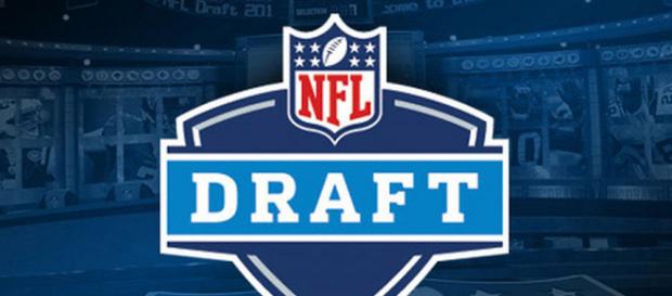 NFL Draft 2017: Favorite Picks from the First Round - Writer M.D. - (Image via mikelavere/Youtube) NFL Draft 2017: Favorite Picks from the First Round - Writer M.D. - (Image via mikelavere/Youtube)