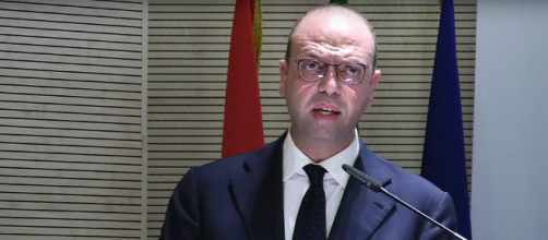 il ministro degli Affari esteri, Angelino Alfano