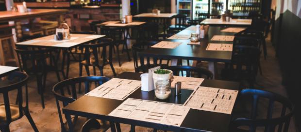 A restaurant server dishes some truth from their insider POV (photo via Pexels.com) A restaurant server dishes some truth from their insider POV (photo via Pexels.com)
